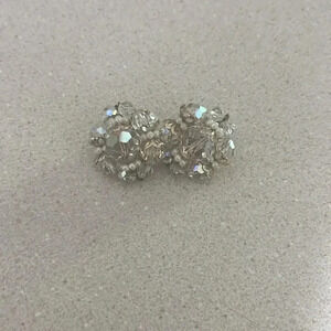 Vintage Set of Clear Glass Silver Toned Backed Clip On Cluster Earrings.